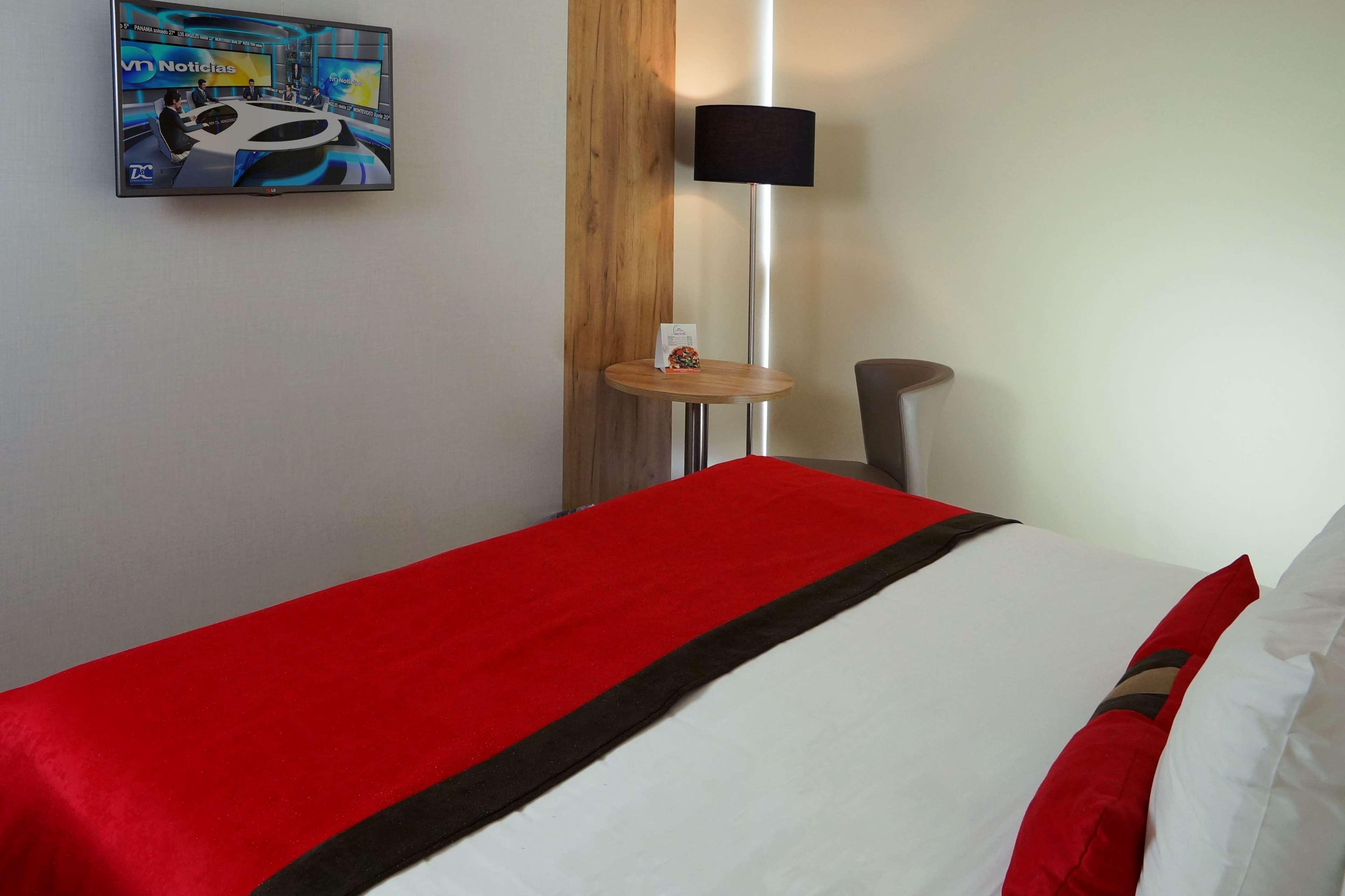 Hotel Ramada By Wyndham Panama Via Argentina Zewnętrze zdjęcie