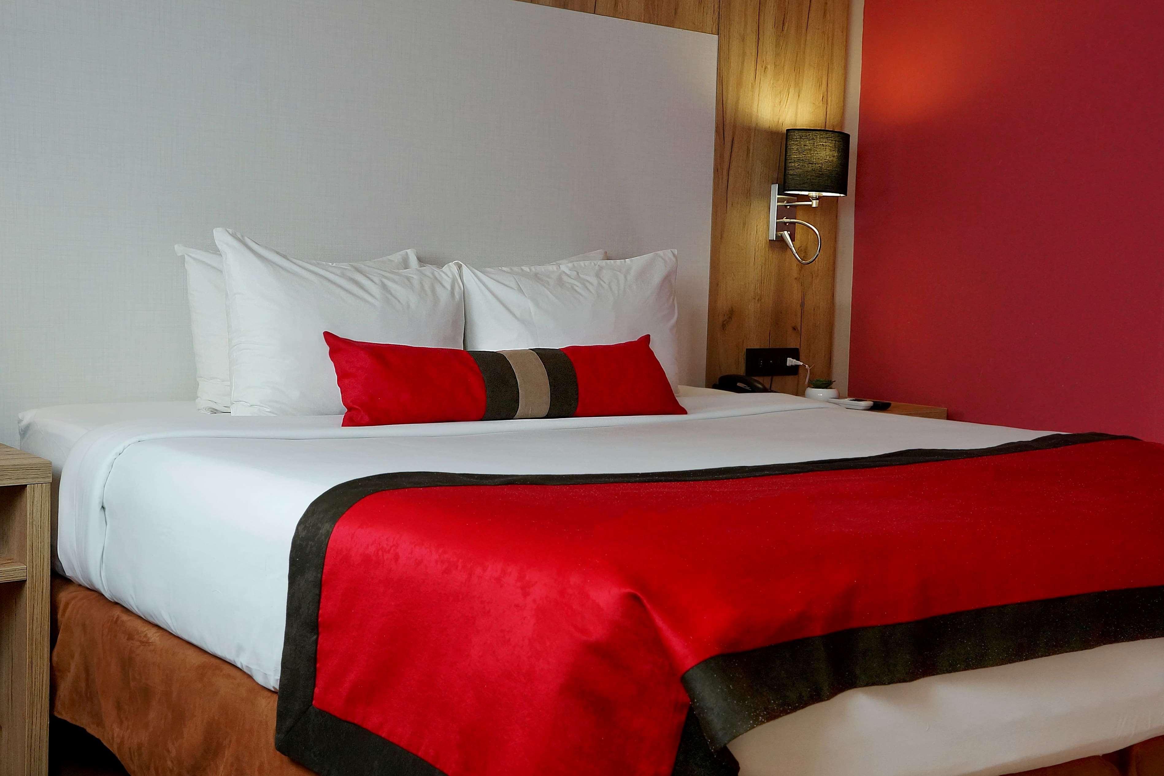 Hotel Ramada By Wyndham Panama Via Argentina Zewnętrze zdjęcie