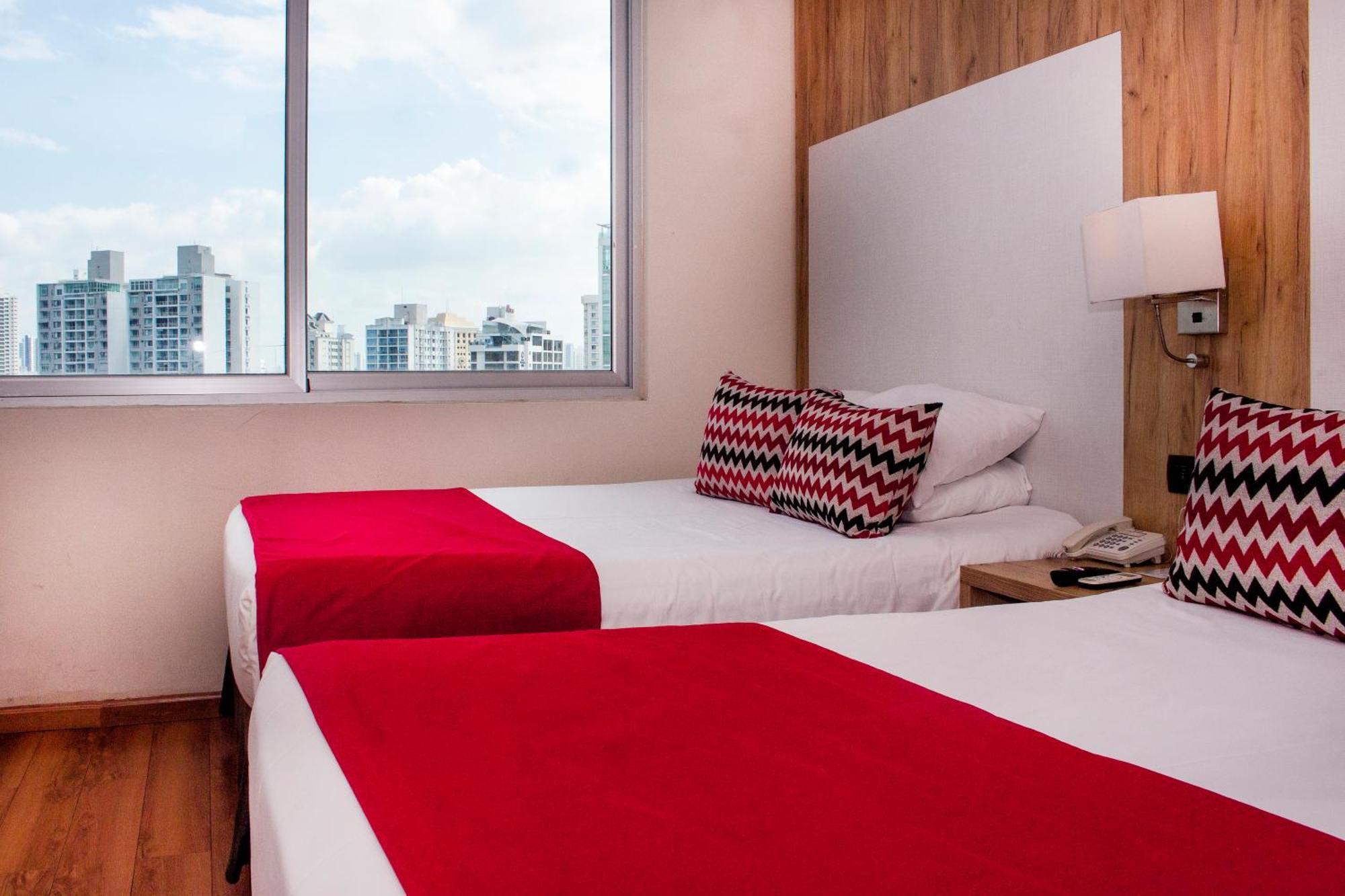 Hotel Ramada By Wyndham Panama Via Argentina Zewnętrze zdjęcie